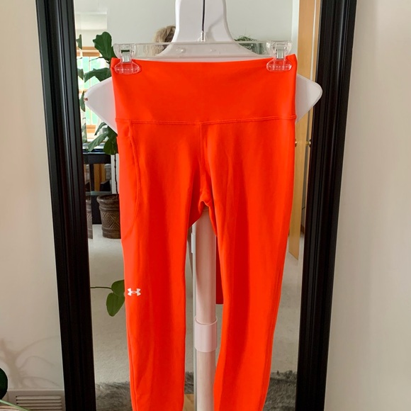 Under Armour Orange Capri Leggings - Picture 3 of 6